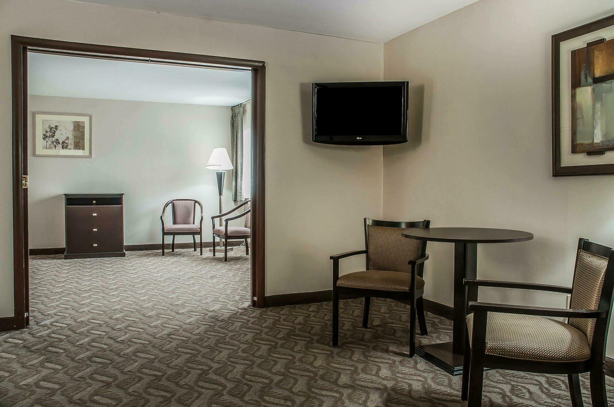 Quality Inn - Niagara Falls Blvd Exterior foto